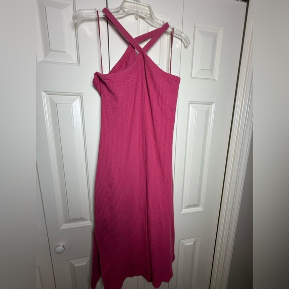 Old Navy Fitted Rib-Knit Halter Midi Dress - Picture 10 of 11
